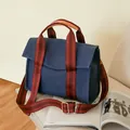 Bolso tote de lona azul oscuro con correa a rayas rojas y cierre de solapa en silla - Azul