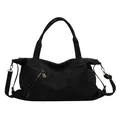 Matte schwarze Oversize-Shopper aus Wildlederimitat mit verstellbarem Riemen und Silberzipper - Schwarz