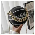 Bolso bandolera de moda con forma de baloncesto negro con cadena dorada y letras - Negro