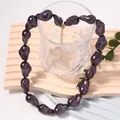 Collana barocca con perle viola irregolari e una catena di estensione dorata - Collana / Aqua