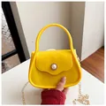 Mini yellow jelly handbag for children with pearl buckle and golden chain strap - Yellow