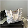 Bolso tote de lona con estampado de hortensias azules para el uso diario informal - Azul