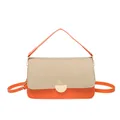 Bolso bandolera bicolor naranja chic con hebilla dorada y detalle de textura tejida - Naranja