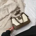 Sac croissant chic en toile et cuir marron avec bandoulières amovibles en blanc crème - Kaki