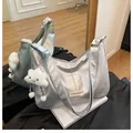 Metallic zilveren grote shopper met schattige wolkhanger en mode-tas label - Zilver