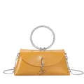 Dettaglio borsa in pelle gialla lucida con manico rotondo in metallo con strass - Piccolo / Giallo