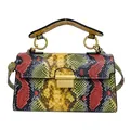 Schicke Crossbody-Tasche mit Schlangenmuster, Goldverschluss und praktischem Griff - Gelb