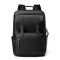 Zaino business in pelle martellata nera con tasca con zip e patta con fibbie - Nero