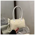 Borsa a mano a scacchi gialli e bianchi con farfalla e tracolla regolabile rimovibile - Bianco