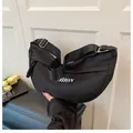 Borsa a mezzaluna in nylon nero con scritta FASHION e tracolla larga regolabile - Nero