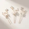 Set di 3 forcine da sposa con fiori di ceramica bianca, perle e cristalli lucidi - Bastoncino per Capelli con Fiori di Ceramica Oro / Oro
