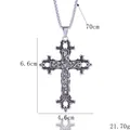 Collier croix flamme argentée vintage avec texture florale et chaîne en acier de 70cm - Style de Croix Florale en Relief (BY-0451)