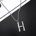 Collier en acier titane avec chaîne box et pendentif lettre H en texture bambou argentée - Lettre H