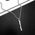 Collier pour homme en acier titane avec pendentif cylindrique argenté poli - Lettre I