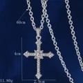 Collier croix argenté avec cristaux, chaîne de 60cm et pendentif de 4cm - Style Croix Strass Argenté (BY-0237)