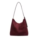 Bolso hobo burdeos de ante sintético con correa ajustable y costuras decorativas - Burdeos