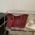 Rote Tweed-Einkaufstasche im Set mit passender Geldbörse und eleganten Lederriemen - Rot