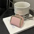 Mini pochette à bijoux en cuir rose avec fermoir à clip pour bagues et pièces de monnaie - Rose