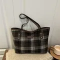 Vintage plaid tote bag in brown wool with leather straps and gold stud details - Large Grid Black