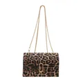 Bolso bandolera de leopardo elegante con hebilla dorada en U y cadena - Leopardo Marrón