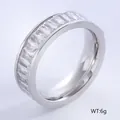 Anello in acciaio inossidabile argento con zirconi rettangolari e peso di 6g - US 6 / Colore acciaio