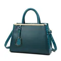 Borsa a mano verde acqua in pelle martellata e coccodrillo con dettagli in oro lucido - Borsa Singola / Blu