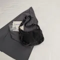 Tracolla regolabile di una borsa hobo vintage in denim nero lavato per donna - Nero