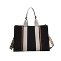 Bolso tote grande de lona negra con ribete de cuero y correa ancha de estilo étnico - Negro / Grande