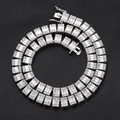 Zilverkleurige 10mm vierkant geslepen Cubaanse ketting met witte zirkonia steentjes - Zilver / 16"