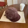 Retro corduroy 5-panel baseball cap in dark brown on a cozy minimalist table setting - M (56-58cm) / Burgundy