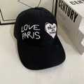 Gorra de béisbol negra con bordado Love Paris y parche de corazón en estilo moderno - M(56-58cm) / Negro