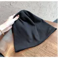 Berretto da donna in maglia a nido d'ape nero con materiale morbido ed elastico - M / Nero
