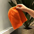Gorro de punto acanalado en color naranja vibrante para calidez invernal casual - M (56-58cm) / Naranja