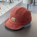 Casquette camper respirante rouge brique séchage rapide avec design à cinq panneaux - M / Rouge Orangé