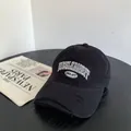 Broderie détaillée de lettres blanches sur une casquette en coton noir style usé - M(56-58cm) / Noir