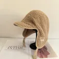 Khaki Lammfell Fliegermütze für Damen und Herren mit Ohrenschützern und Stickerei - M / Khaki