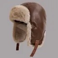 Bonnet de aviateur en similicuir avec doublure chaude en fausse fourrure blanche - M (56-58cm) / Café
