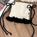Πλεκτό crop top στυλ Lolita με υφή βάφλας, μαύρα βολάν και κορδέλες στους ώμους - M / Λευκό