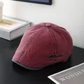 Béret rétro bordeaux en coton délavé avec écusson brodé et coutures contrastées - M / Bordeaux