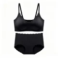 Detailansicht des nahtlosen schwarzen BH-Sets mit Wellenrand und High Waist Slip - S / Schwarz