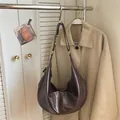 Minimalist deep brown crescent hobo bag in soft leather with adjustable shoulder straps - No Pendant / Coffee