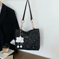 Μαύρη τσάντα tote με αστέρια, χρυσή αλυσίδα και χαριτωμένο μενταγιόν σύννεφο - Μαύρο Με Μενταγιόν