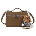 Bolso de mano marrón con textura lichi, colgante de perro de peluche y cremallera doble - Con Colgante / Gris