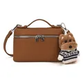 Bolso de caja marrón con grano litchi, asa superior y colgante de perro de peluche - Con Colgante / Marrón