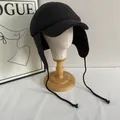 Winter-Plüsch-Fliegermütze mit Ohrenklappen und verstellbarem Kordelzug in Schwarz - M (56-58cm) / Schwarz