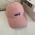 Berretto da baseball in cotone rosa con ricamo Rainbow e tesa larga per protezione solare - Rosa