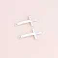 Gepolijste zilveren legering gebogen kruishangers met dubbele lussen voor DIY sieraden - Zilver