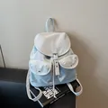 Sac à dos vintage bleu clair avec doubles poches avant et boucle ardillon chic - Bleu