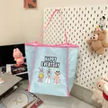 Lichtblauwe canvas draagtas met roze bies en schattige dieren en Happy Everyday tekst - Blauw