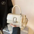 Chic beige square handbag with silver oval ring buckle and adjustable shoulder strap - 22x8x13cm / Khaki